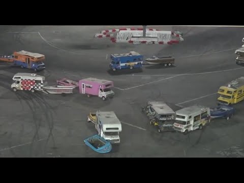 RV Figure 8 Trailer Race - Irwindale Speedway March 2022