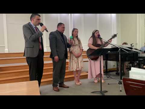 Dintr-o mână de țărână - Familia Pitut și Birlad