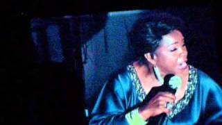 Gladys Knight - Superwoman (Live) 9/18/09