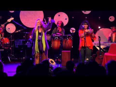 SUSANA BOSCH - ''Voy Derecho y No Me Quito'' (HD) - Autores En Vivo // Ciclo Infantil