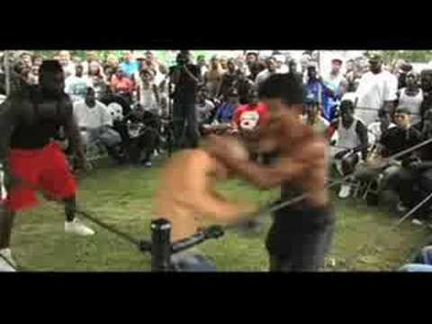 BRUCE LEROY (Alex Caceres) VS. SHORTYCASH