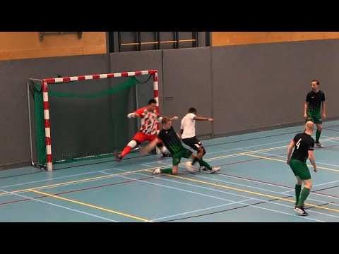 First half ZVC Veenendaal 2 - Real Sranang sv.1.