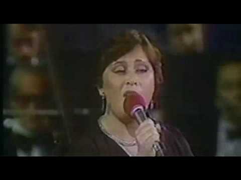 Jeaneth Salgado - "En un Instante"