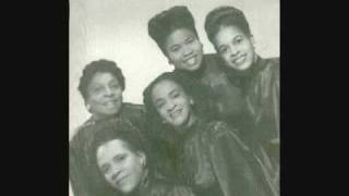 The Clara Ward Singers- "Draw Me Nearer"