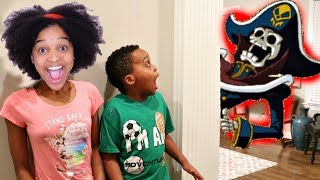CREEPY Pirate Skeleton vs Bad Baby Shiloh And Shasha - Onyx Kids