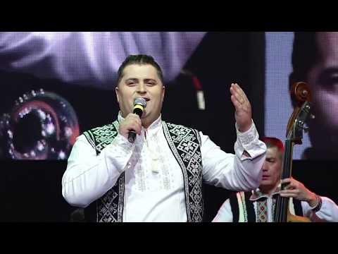 Ady Carp---Este intr-un sat o mama 2019