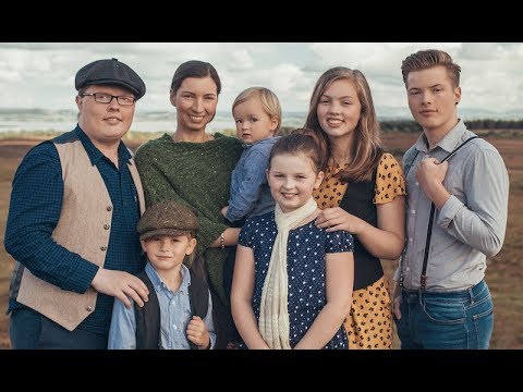 download lagu mp3 mp4 Angelo Kelly Irish Heart, download lagu Angelo Kelly Irish Heart gratis, unduh video klip Angelo Kelly Irish Heart