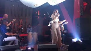 Sarayma Algo Especial En Ti en Directo 2018