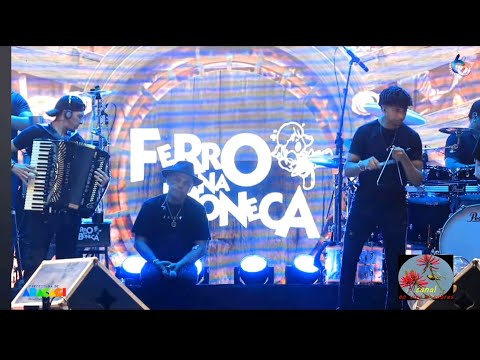 Cantor briola se sente mal durante apresentaçao na festa de emanicipaçao de araçagi pb