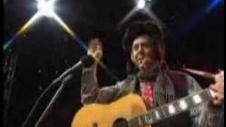 Loopy Singer Art Paul Schlosser wows WGN Morning News