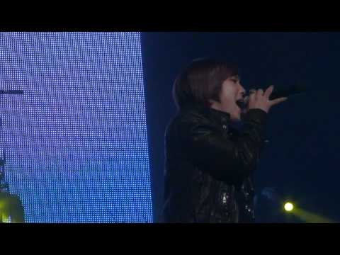 2010 11 27 FTIsland Beautiful Journey  Concert -  Train