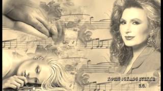 Rocio Jurado  -Distante-.