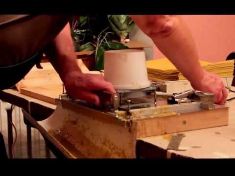 Pasieka. Odlewanie węzy