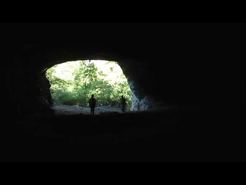 Peștera Mare de la Merești (Cheile Vârghișului, Munții Perșani, România)