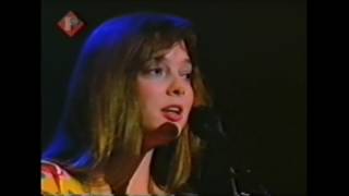 Nanci Griffith - There&#39;s A Light Beyond These Woods ( Mary Margaret )