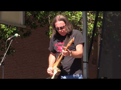 Jim Suhler and Monkey Beat - "Where’d You Get Your Sugar From" (2017 Dallas Int'l Guitar Show)