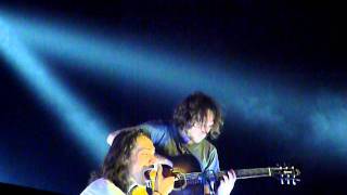 Incubus - Defiance/Love Hurts (acoustic) @ Alexandra Palace, London