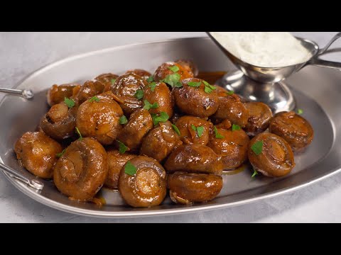 Traditional German hot appetizer GARLIC MUSHROOMS. Recipe by Always Yummy!