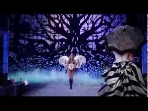 Victoria's Secret Fashion Show 2011 Part 5
