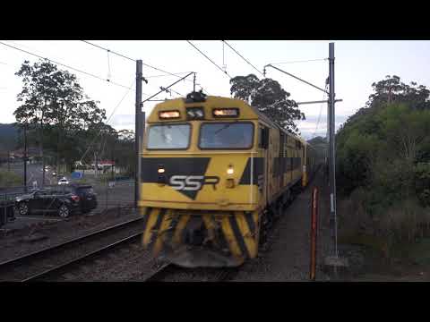44206 with A21 as SSR train 4176 - 24/7/20