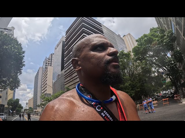 SaoSilvestre25 : Bastidores do Mania de Corrida, As Branquelas e muito mais.