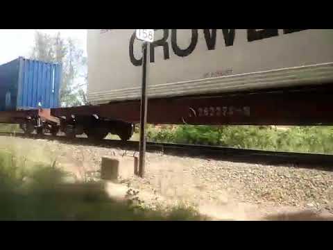 Loco DF7G-C with a mainline freight train through Perico in Matanzas!Sept 2021!!