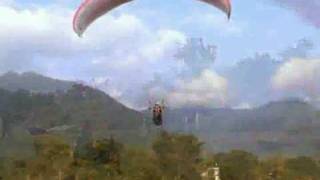 preview picture of video 'PARAGLIDING INDIAN HIMALAYA 3 OF 3 - THE BITS THEY'D RATHER FORGET'