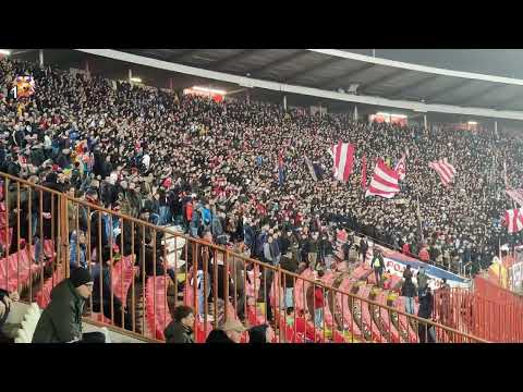 Crvena Zvezda Partizan - atmosfera na početku