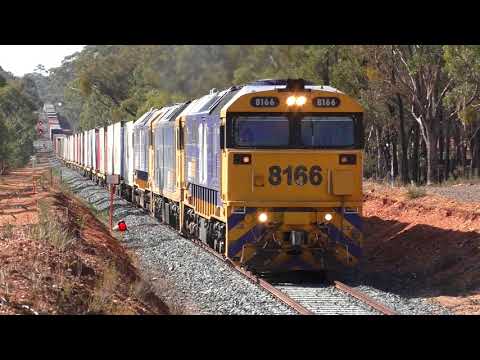 8166-BL28-8142 on 7902V ex Merbein departs Maryborough . 25-04-18.   10.58.05.