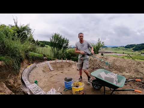 Gartenteich 1 (Creabeton Santuro / Bauhaus QuickMix)