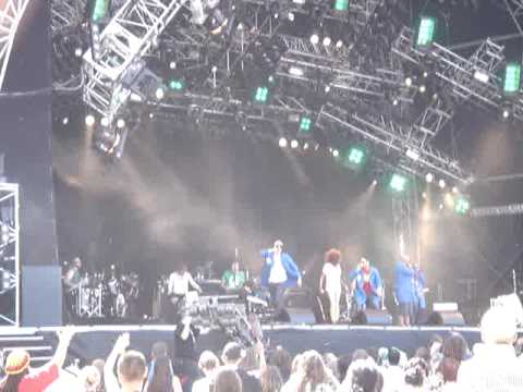 Radio 200000 feat. Terry Lynn & The Loops@Open Air Frauenfeld 2009, Song: Verdient