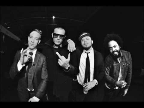 Light It Up (Major Lazer) vs Propaganda (DJ Snake TJR & Non De Strip remix) Paul Graham mashup