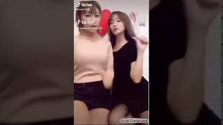 【ミニスカ】ムチムチ女の子のパンチラ【ギャル】