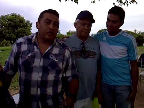 Con Reynaldo Armas, En Zuata "Finca La Tribu" Tema: Muchachas De Apuré, Canta: José Gregorio Leal.