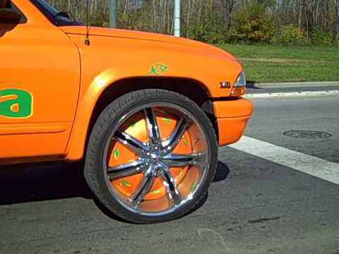 26''   wit the wet paint job...614 the bucc city