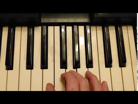 Family Frost jingle | Piano Quickie