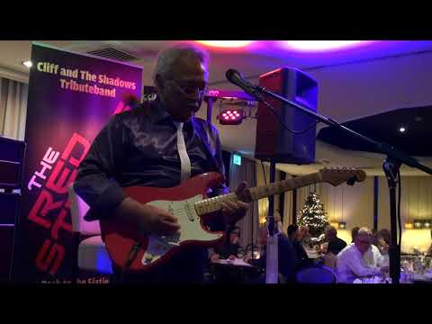 The Red Strats - Ajoen ajoen