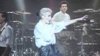 Eurythmics - right by your side ( live London 1986 )