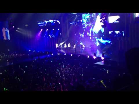 070614 FANCAM Music Bank Brazil - SHINee 【Ring Ding Dong】