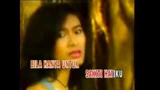 Download lagu Iis Dahlia - Sakitnya Hatiku (Karaoke) mp3 Download lagu Iis Dahlia - Sakitnya Hatiku (Karaoke) mp3