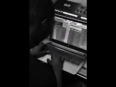 DREDW x REEZY (Eargasm) - MAKING A DRILL BEAT