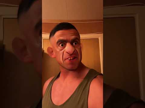 SMALL DAMAGES ON THE TABLE