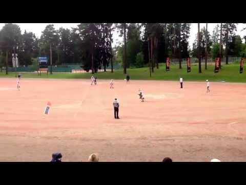 Poikien kilpasarjaa, sijat 7-8: Oulu - Kouvola