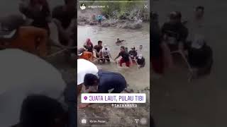 Download lagu Buaya makan orang ditangkap mp3