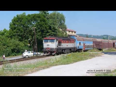 749.107: Symfonie pro uši a jednu barču.