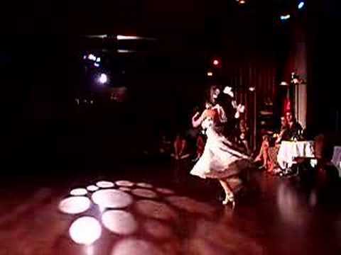 Capussi & Flores (tango parody)