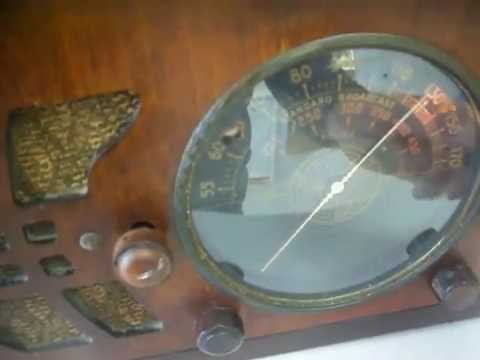 1937 Allied Model A-9757 Wooden Tube Radio, works, needs restoration.  for Sale