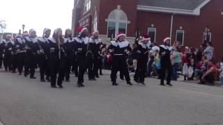 preview picture of video 'East Paulding HS Marching Band - Dallas 2012 Christmas Parade'