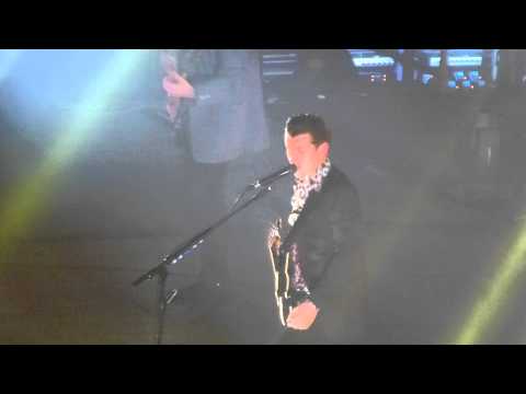 Arctic Monkeys - Teddy Picker @ Mediolanum Forum MILANO (2013)