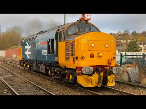 37424 on Crewe Gresty Bridge - York Parcels Sidings at Stockport & Romiley THRASH / TONES 27/01/2021